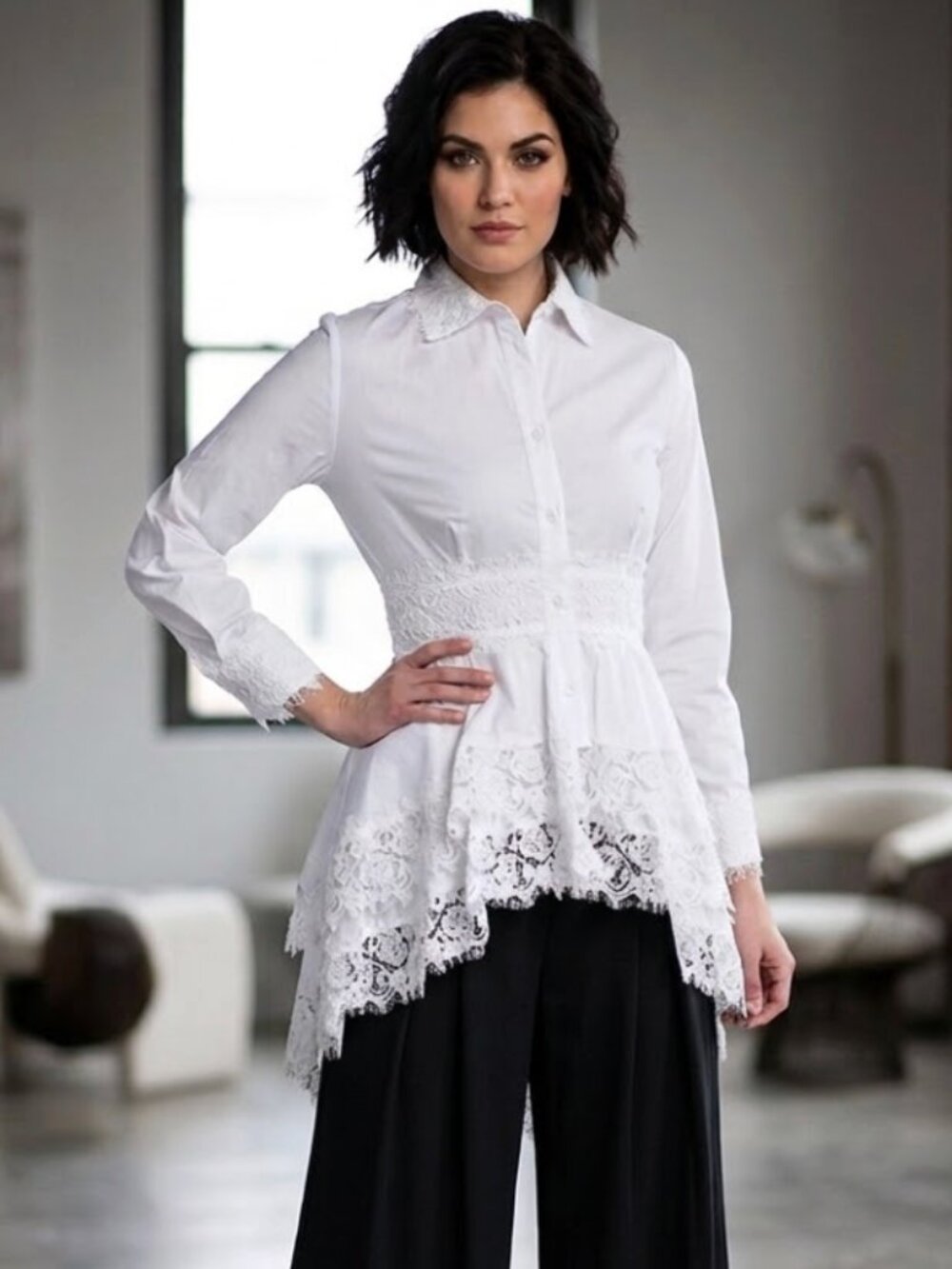 Marc Bouwer Unlimited | Lace Detail Hi-Lo Button Down Blouse in White | Medium